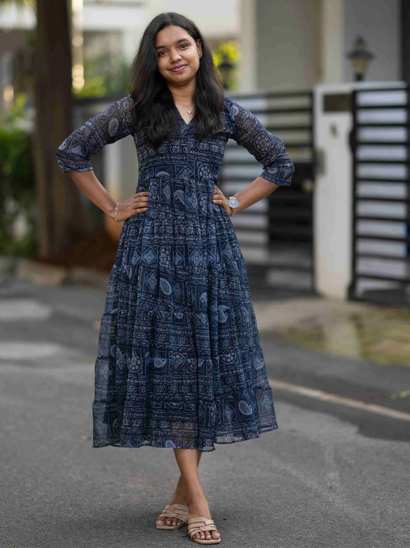 paavay-new arrivals - Red.webp