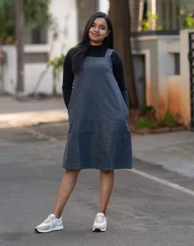 Black Denim Casual Midi