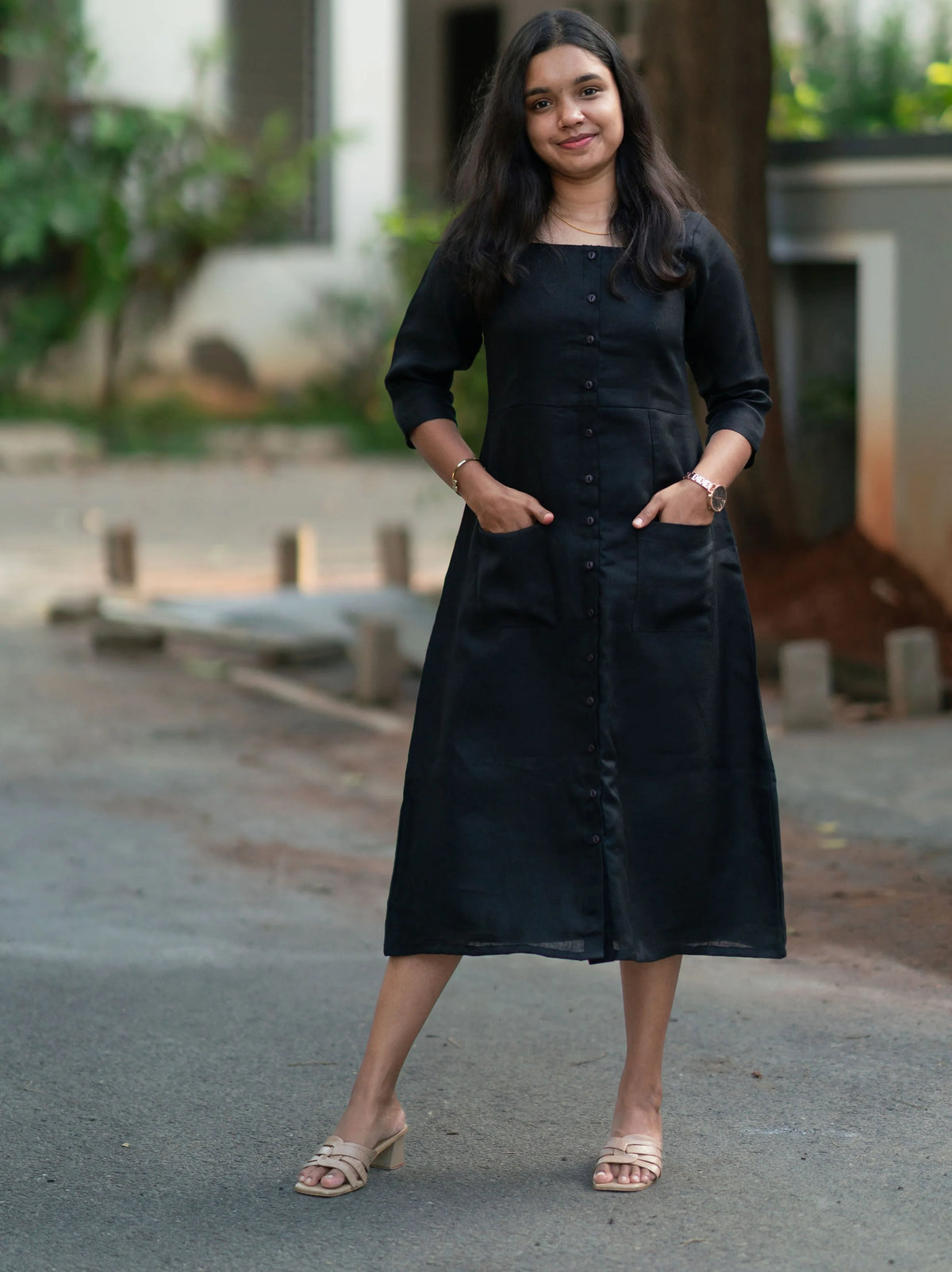 Black Front-Slit Casual Midi