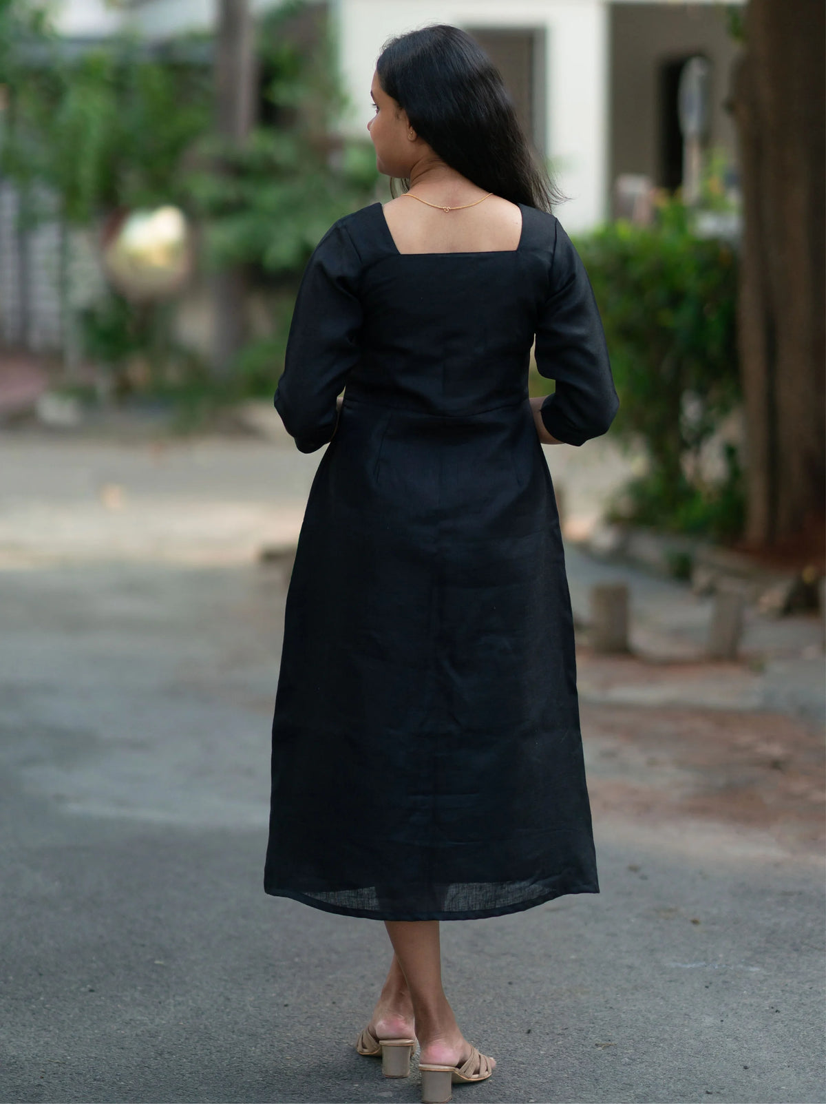 Black Front-Slit Casual Midi