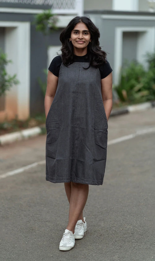 Black Denim Casual Midi