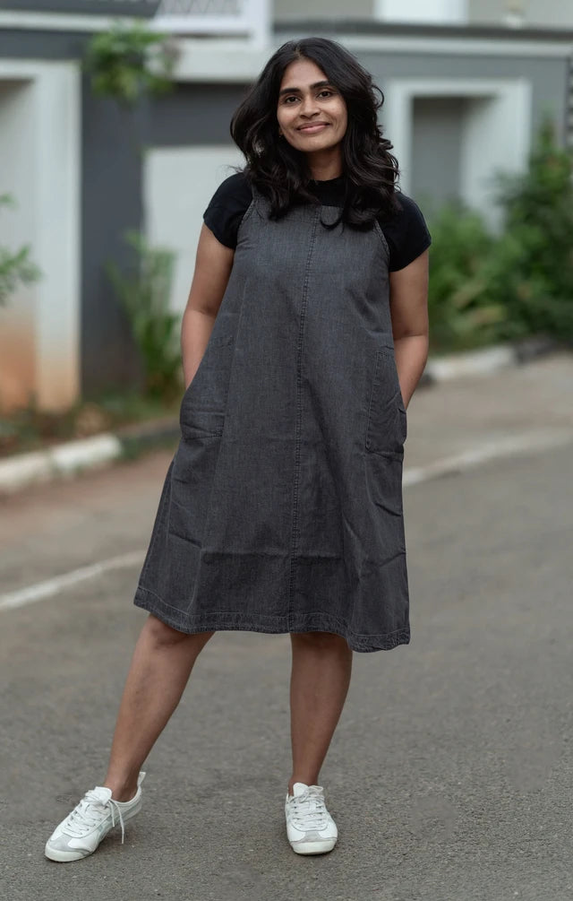 Black Denim Casual Midi