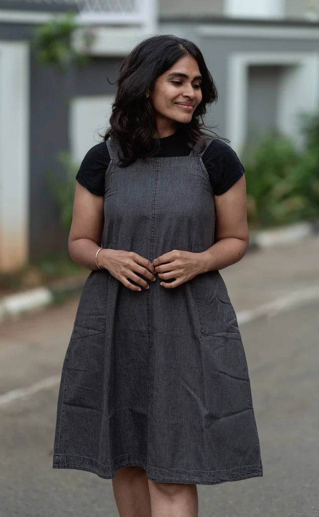 Black Denim Casual Midi