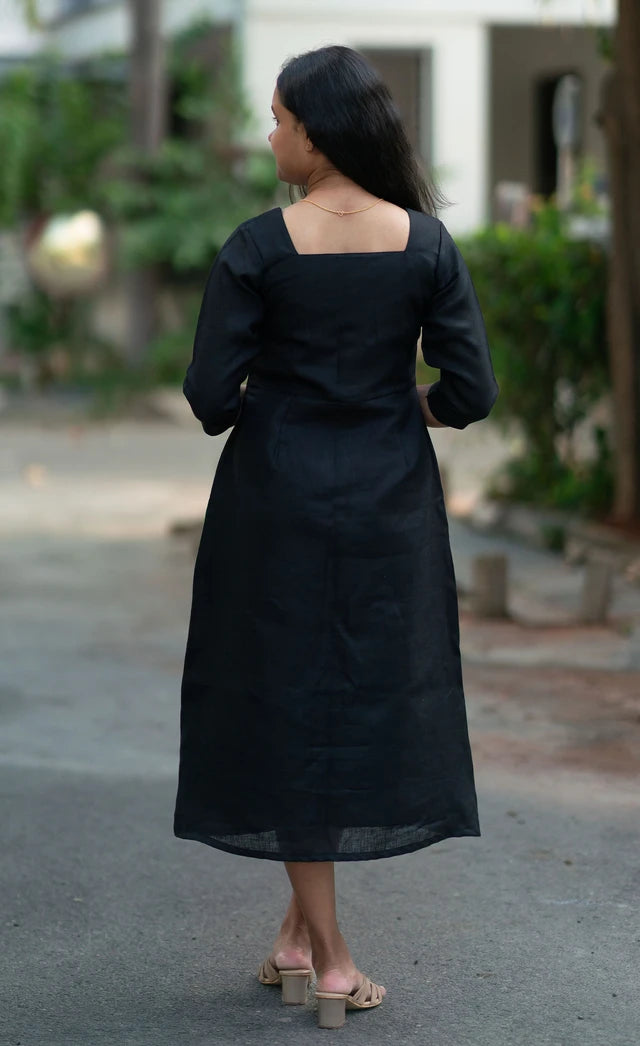 Black Front-Slit Casual Midi